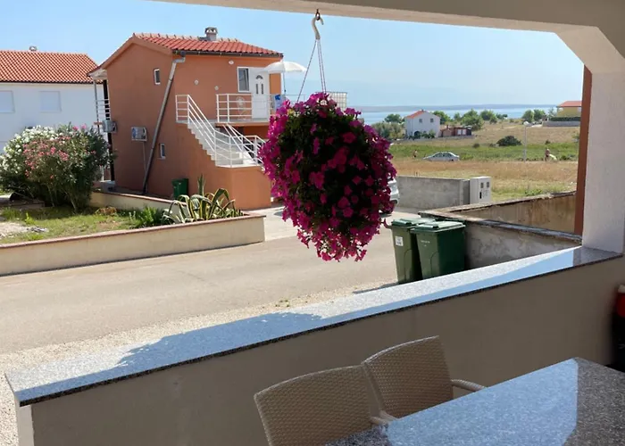 Caganić Bledi * Vir